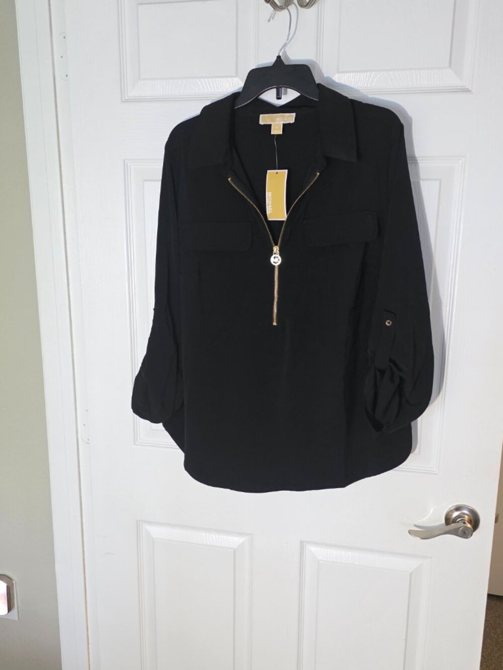 Michael Kors Top Black W/Gold Tone Front Zipper Closure Size 1X new with the tag